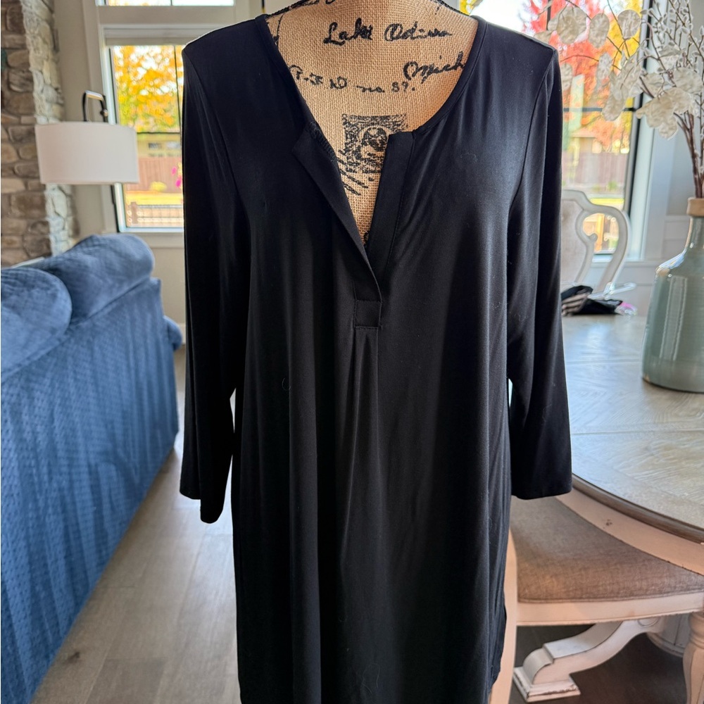 JONES NEW YORK 1x•Classic TUNIC LENGTH Black knit •
